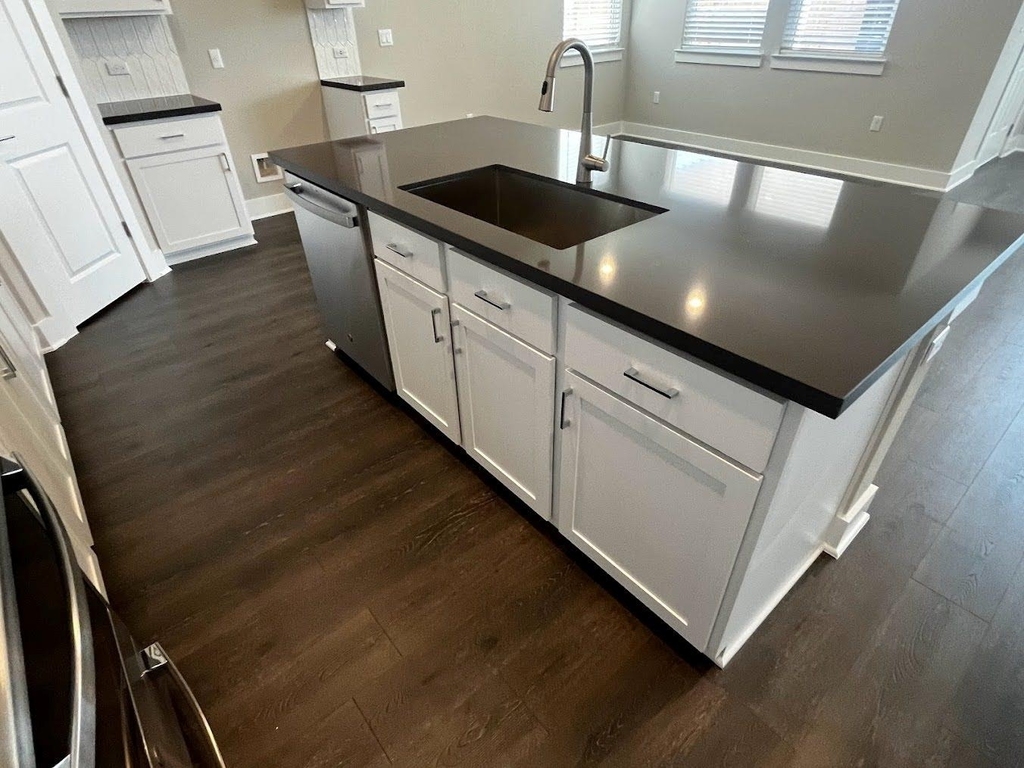 2905 Mary Elizabeth Dr - Photo 16