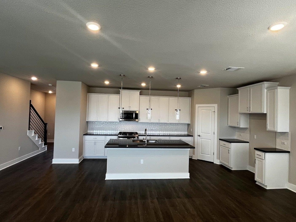 2905 Mary Elizabeth Dr - Photo 12