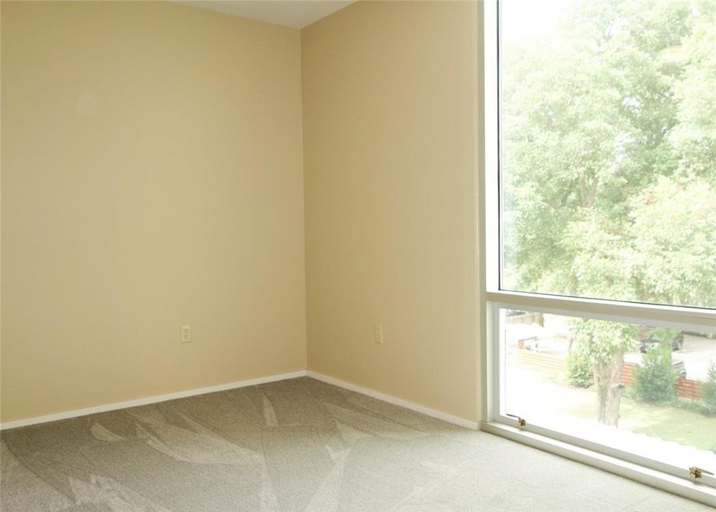 1600 Barton Springs Rd - Photo 14