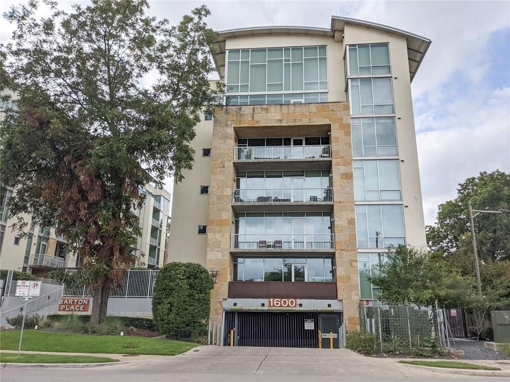 1600 Barton Springs Rd - Photo 35