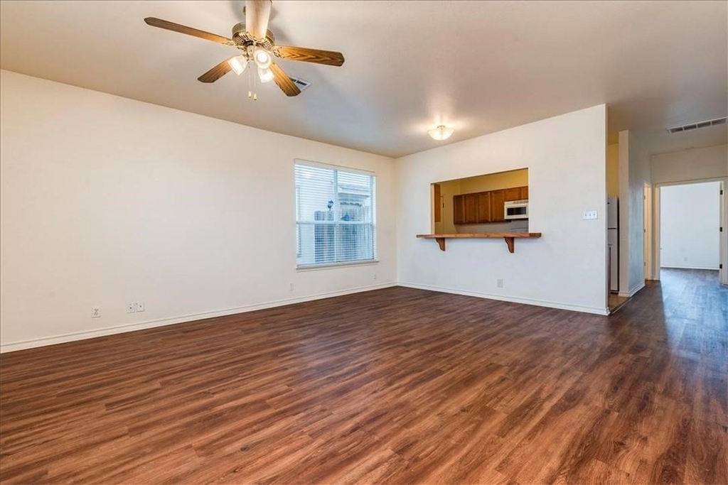 126 Sandstone Dr - Photo 1
