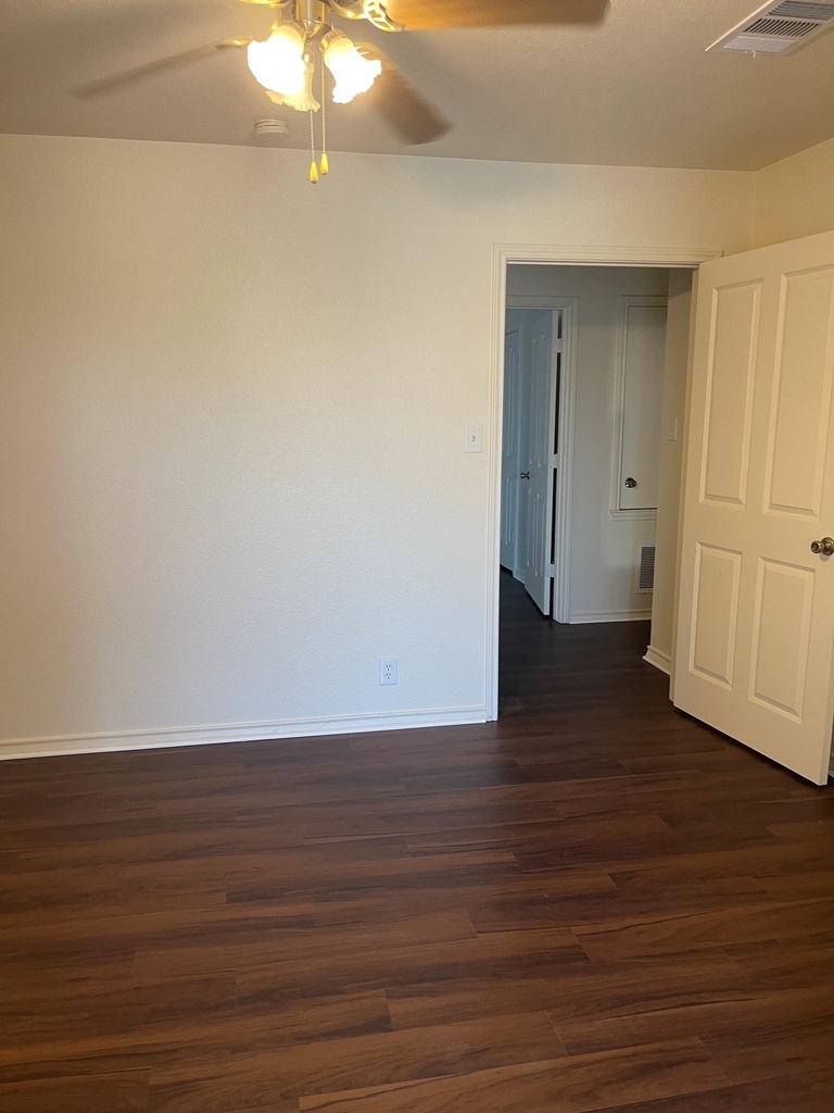 126 Sandstone Dr - Photo 17