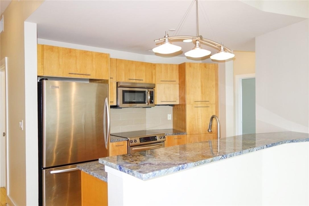 603 Davis St - Photo 4