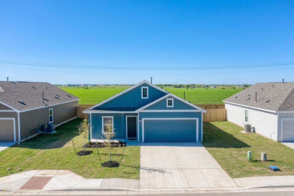 611 Halfmoon Dr - Photo 4