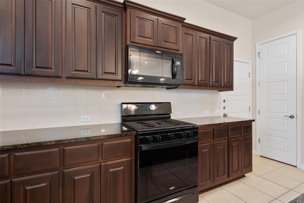 6907 Idea Rd - Photo 10