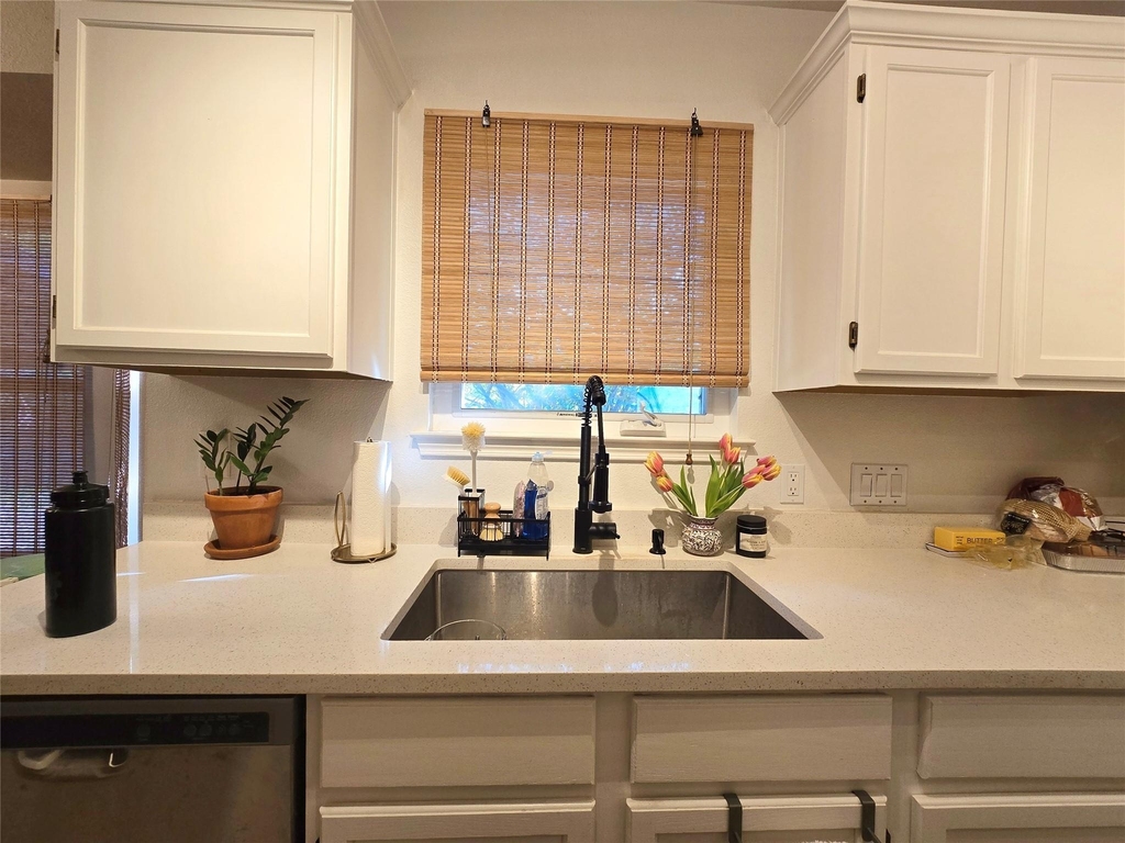 2303 Darnell Dr - Photo 23