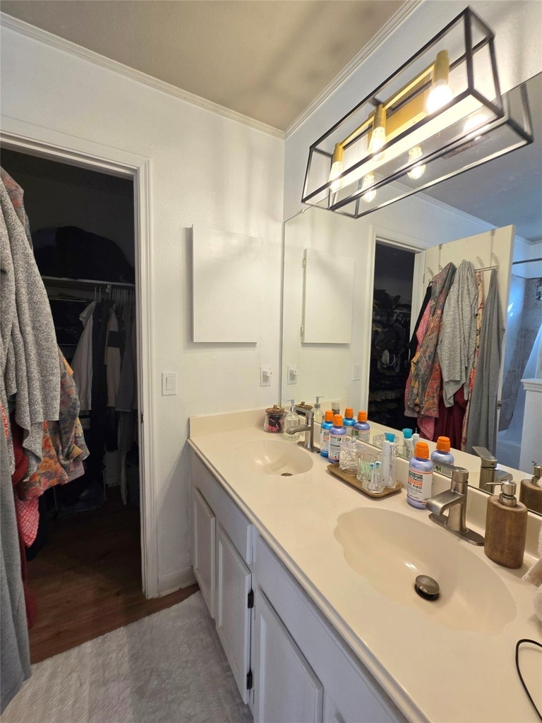 2303 Darnell Dr - Photo 13