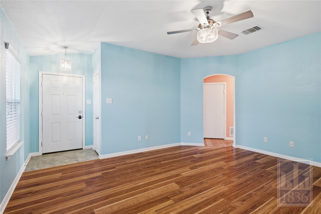 432 Thunderstorm Ave - Photo 1