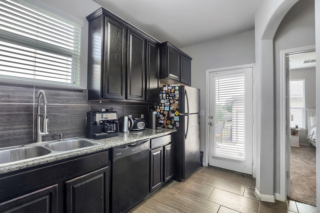 525 N Heatherwilde Blvd - Photo 10
