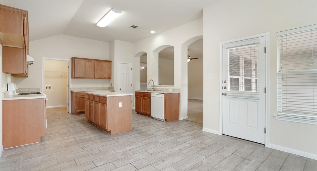 11716 Dunblane Way - Photo 11