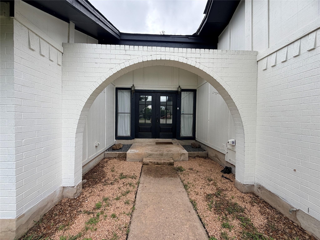 115 Spanish Oak Cir - Photo 1