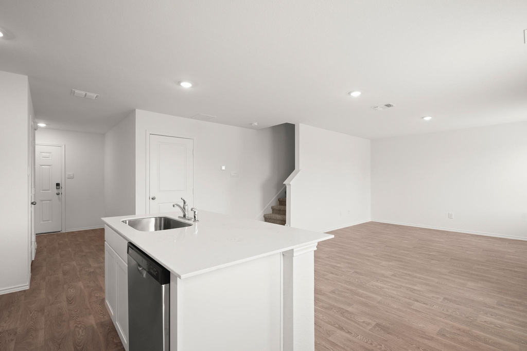 148 Garcia St - Photo 5