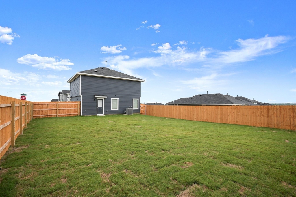 148 Garcia St - Photo 26