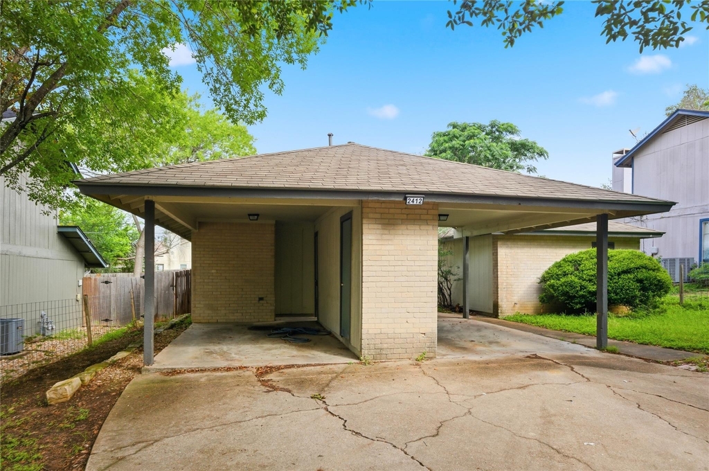 2412 Burleson Ct - Photo 15