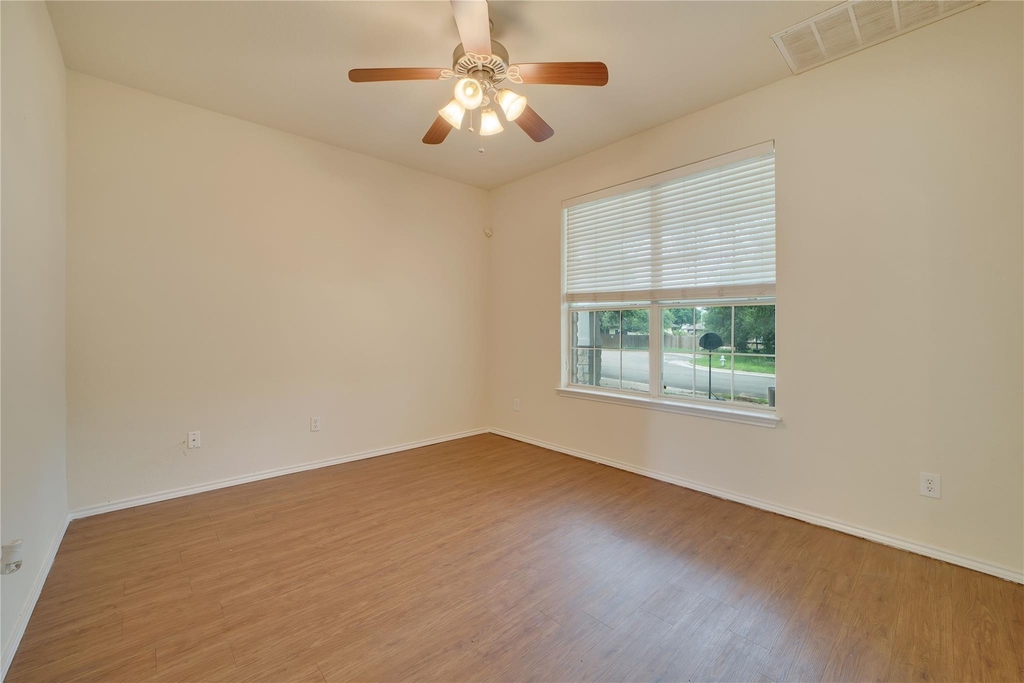 121 Park Ln - Photo 14