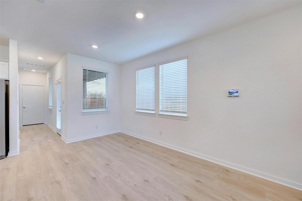 2301 Wallin Bradley Dr - Photo 12