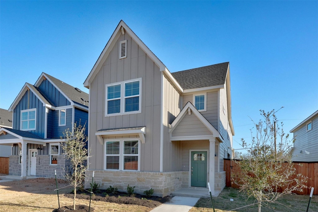 2301 Wallin Bradley Dr - Photo 1