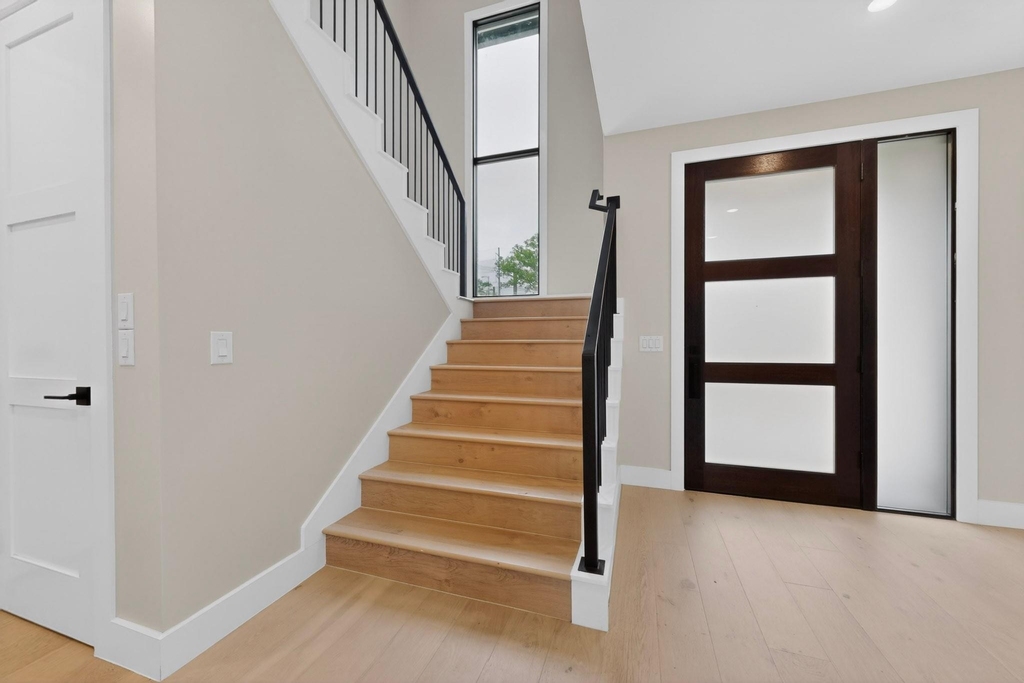 5018 Highland Ct - Photo 2