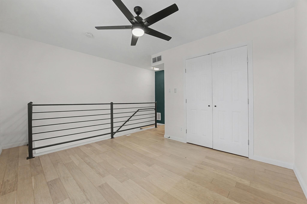 3806 Southridge Dr - Photo 11
