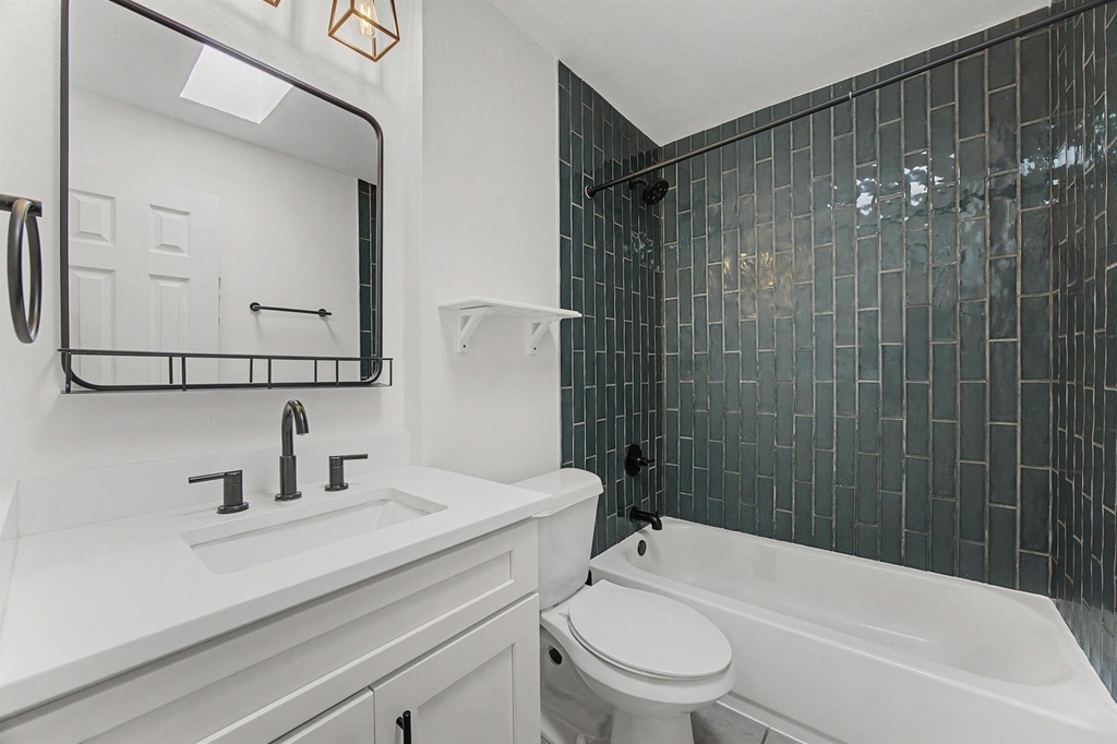 3806 Southridge Dr - Photo 13