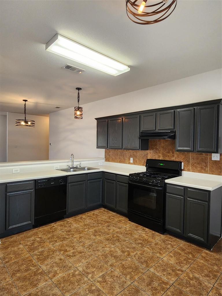 504 Texas Ave - Photo 13