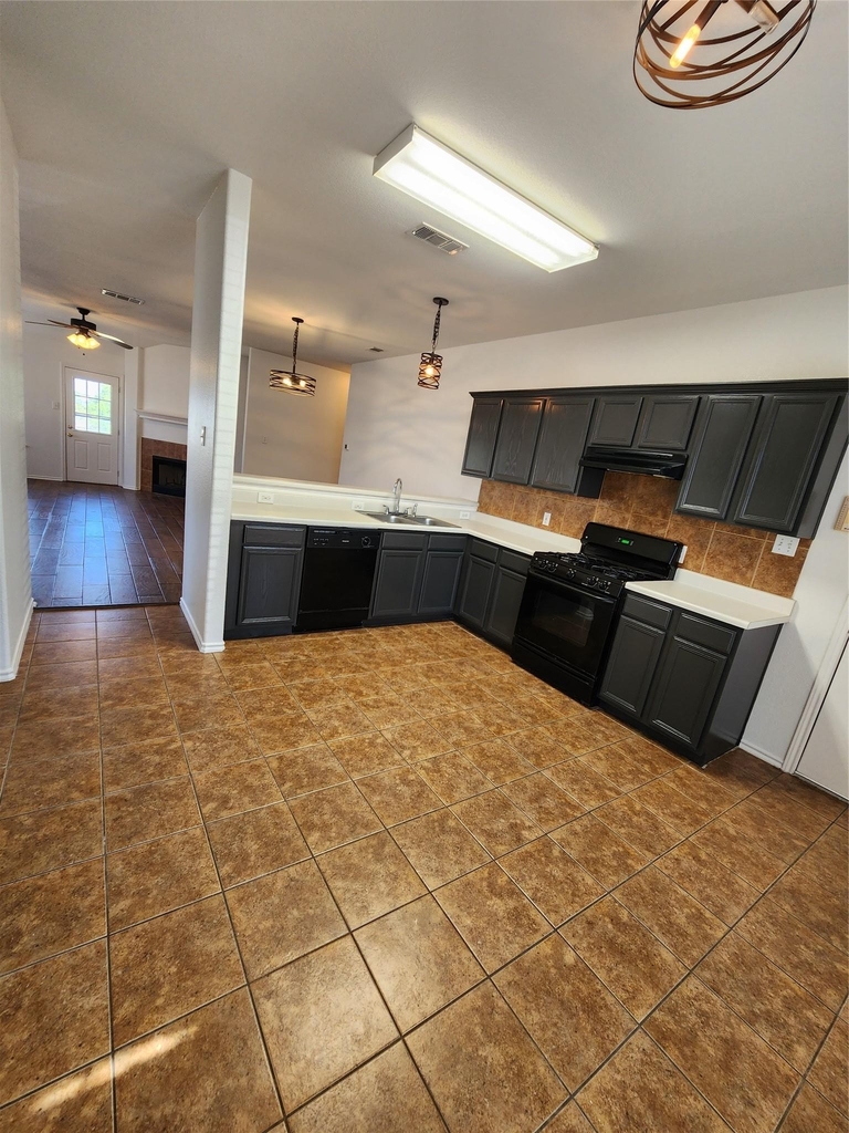 504 Texas Ave - Photo 12