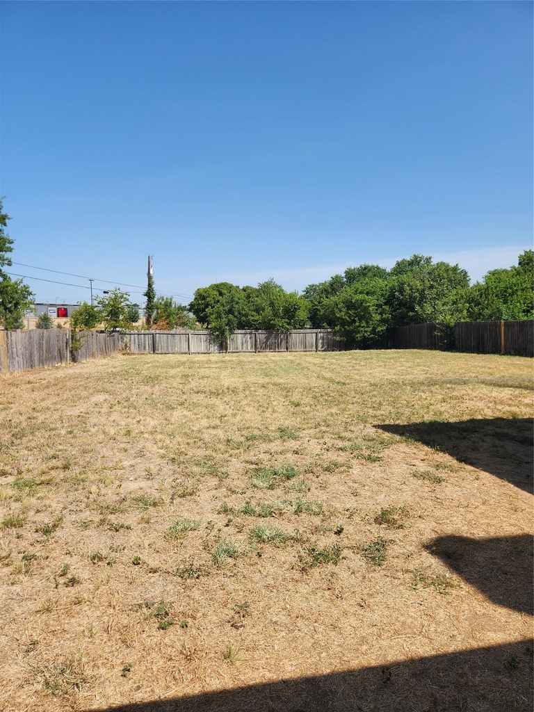 504 Texas Ave - Photo 17
