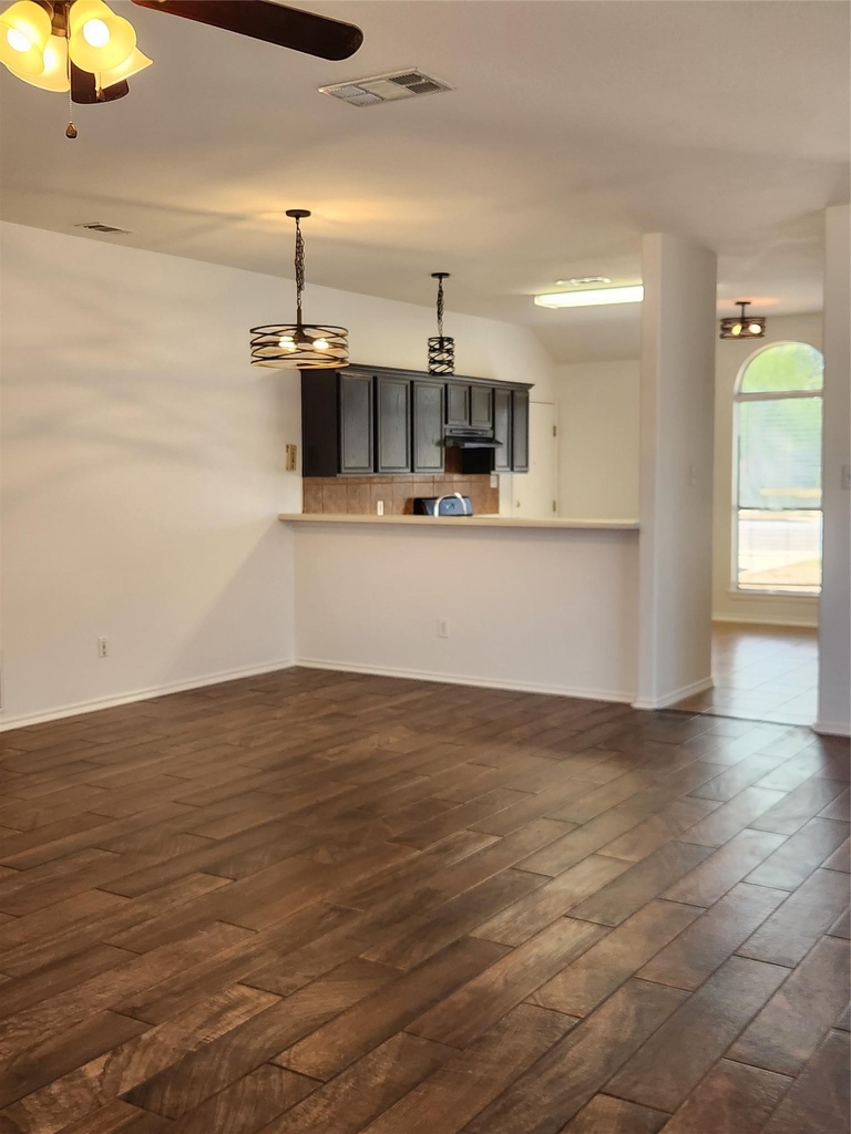 504 Texas Ave - Photo 6