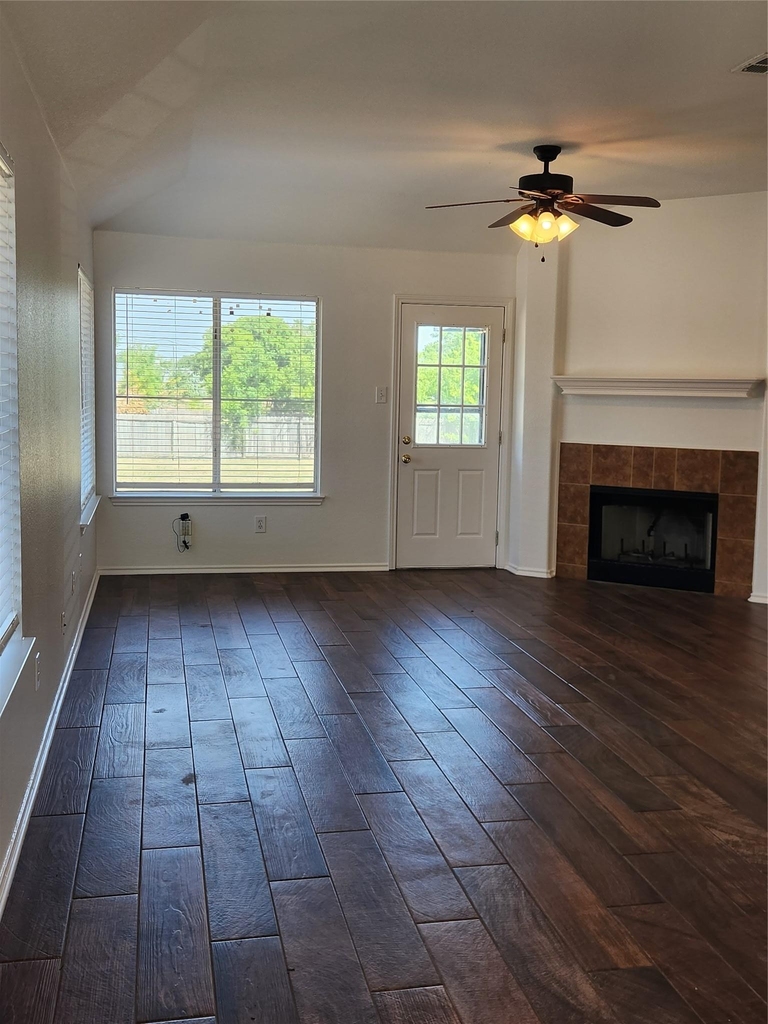 504 Texas Ave - Photo 3