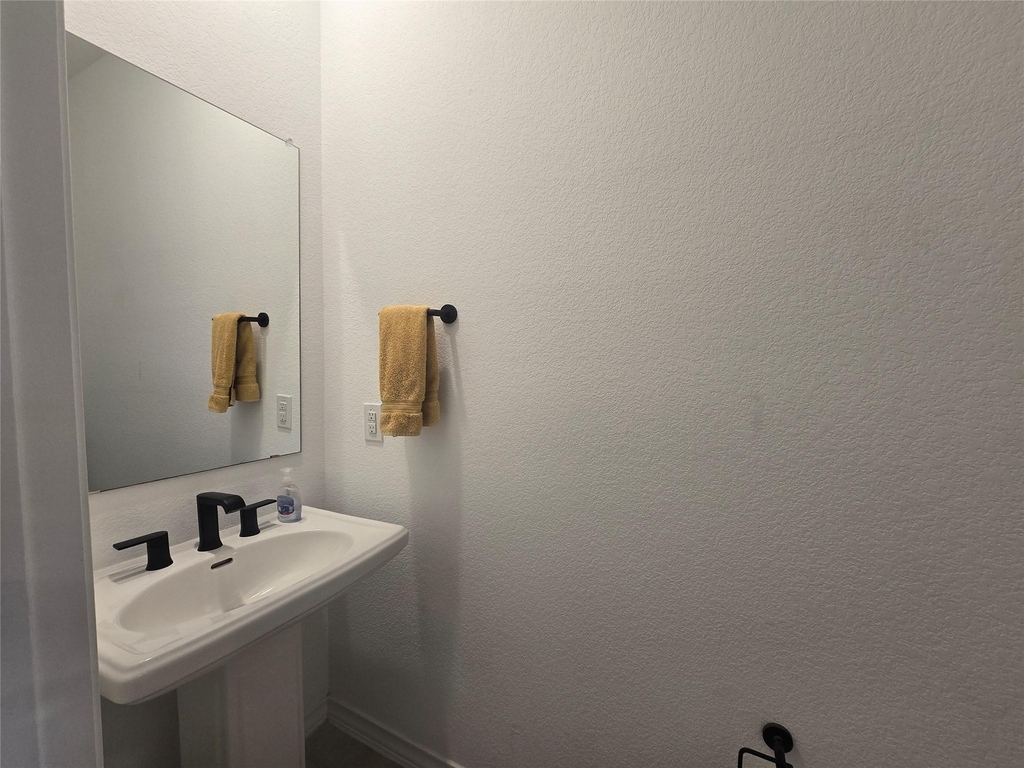 2913 Saint Regis Dr - Photo 8