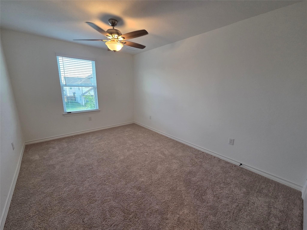2913 Saint Regis Dr - Photo 16