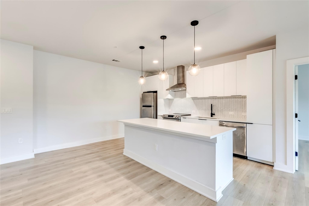 2500 Longview St - Photo 7