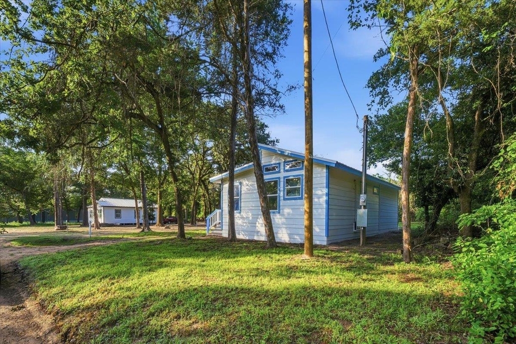 877 Yaupon Dr - Photo 25