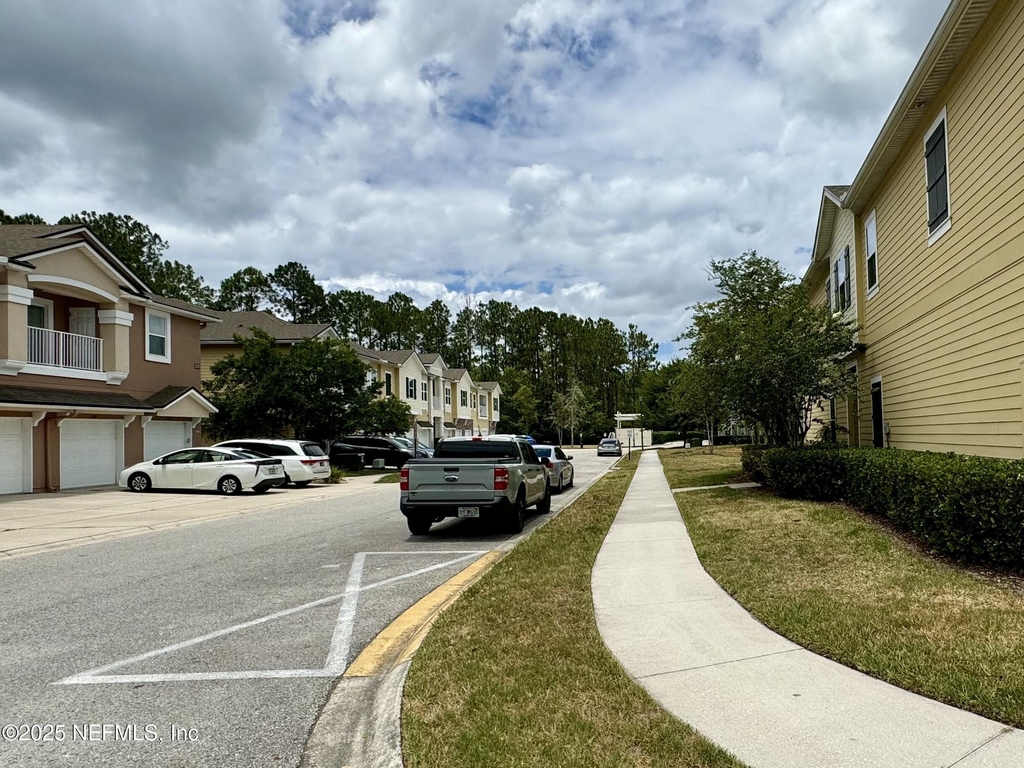 100 Brannan Place - Photo 16