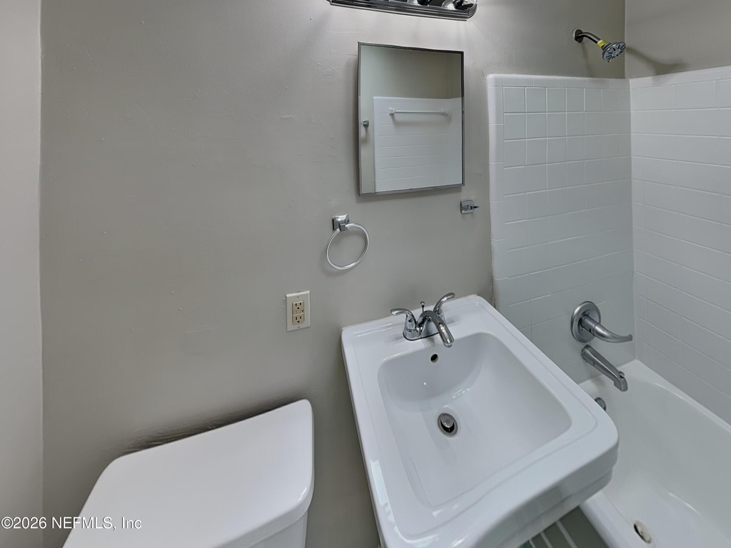 1566 Quante Road - Photo 16