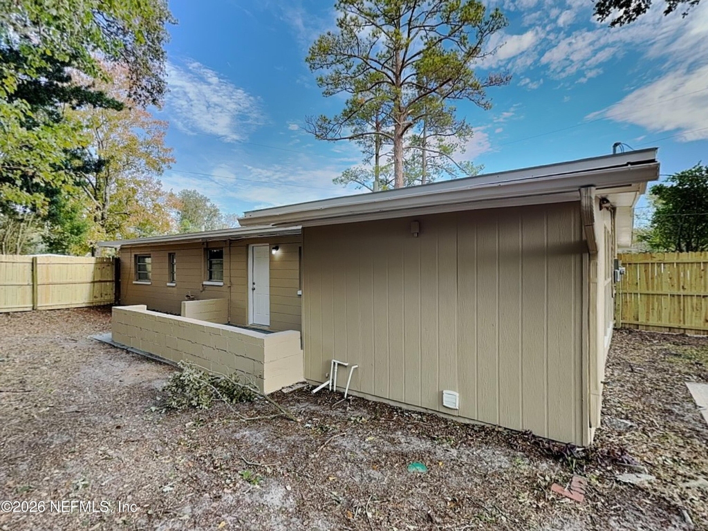 1566 Quante Road - Photo 17