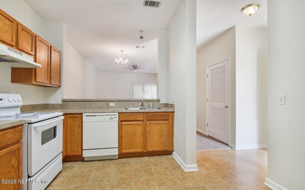 7887 Melvin Road - Photo 4