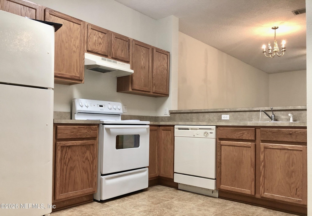 7887 Melvin Road - Photo 5