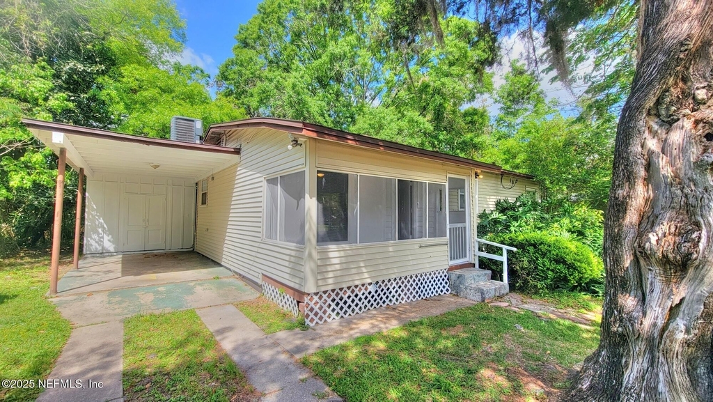 9348 Culpeper Avenue - Photo 0