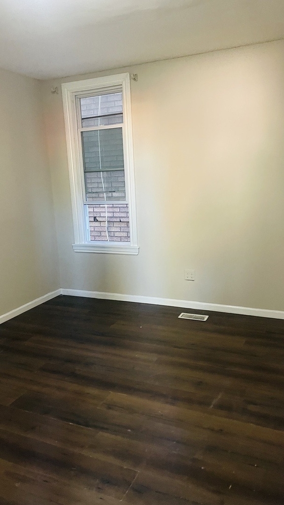 169 E 23rd Street - Photo 6