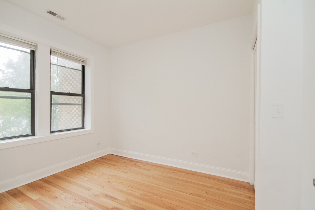 3731 N Kimball Avenue - Photo 6