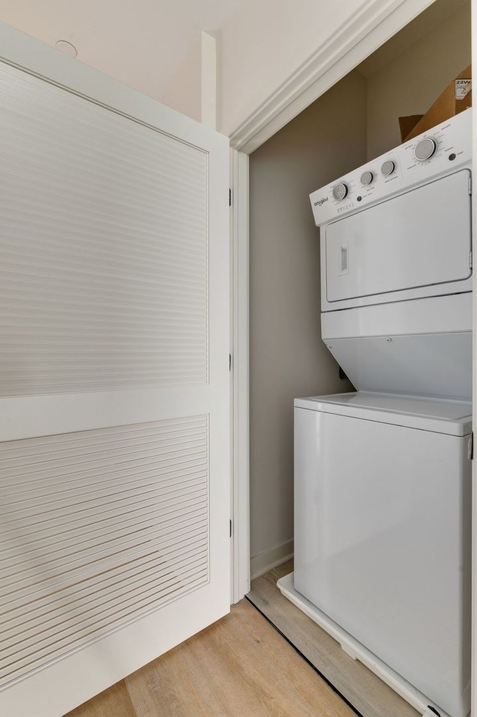 284 Stonington Drive - Photo 9