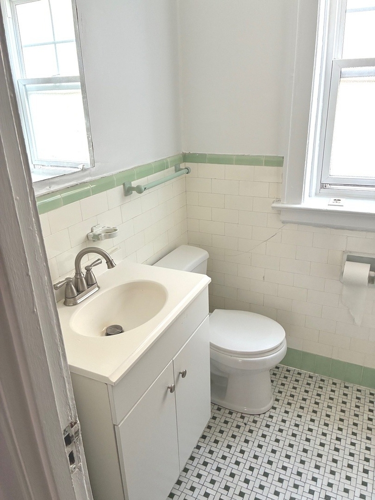 3908 N Central Avenue - Photo 8