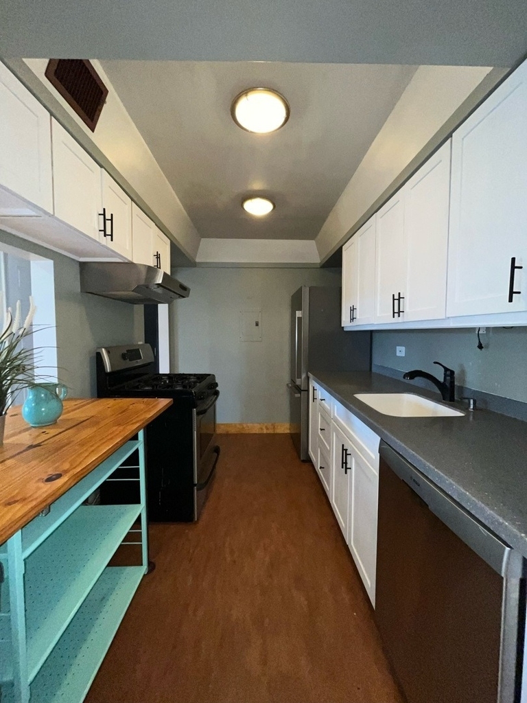 1728 Fayette Walk - Photo 8
