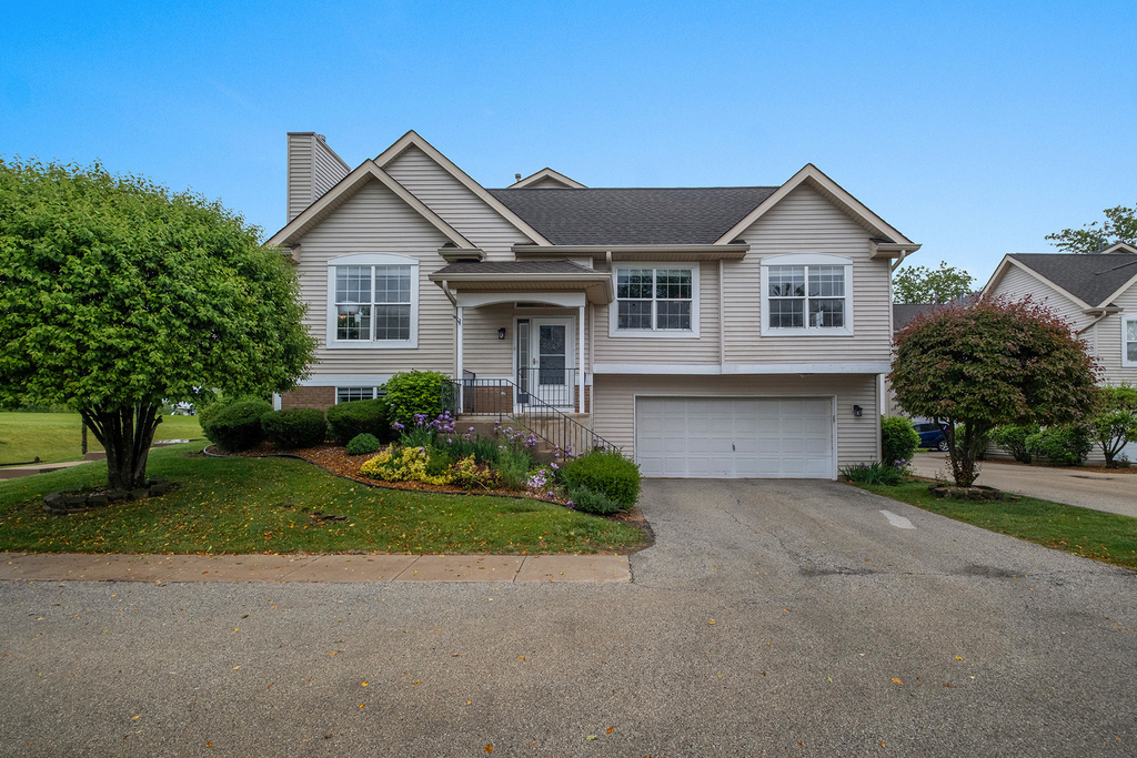 17419 Yakima Drive - Photo 0