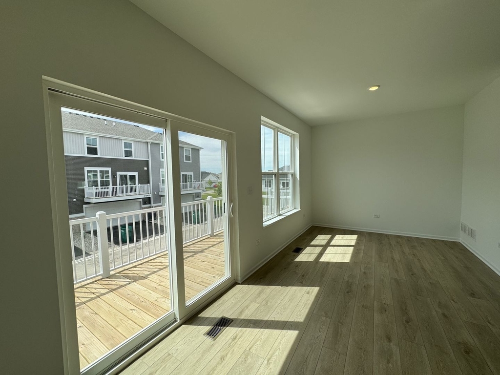 14945 S Mccarthy Circle - Photo 9