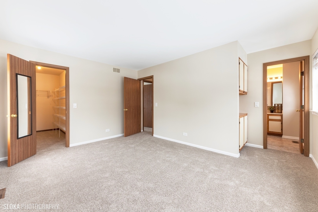 554 Abbeywood Drive - Photo 15