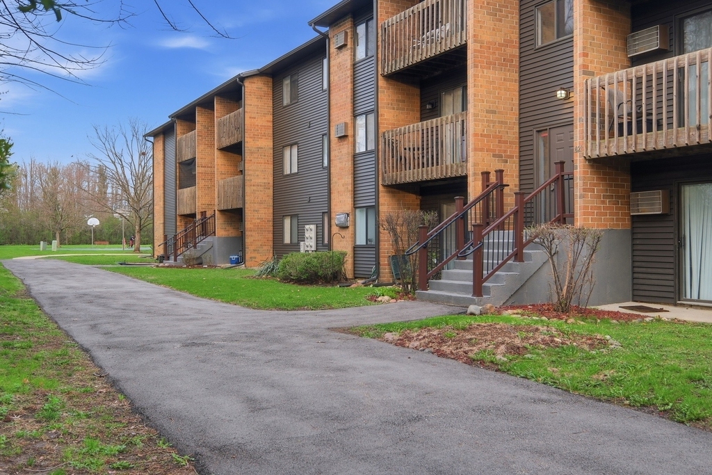 621 Virginia Road - Photo 0