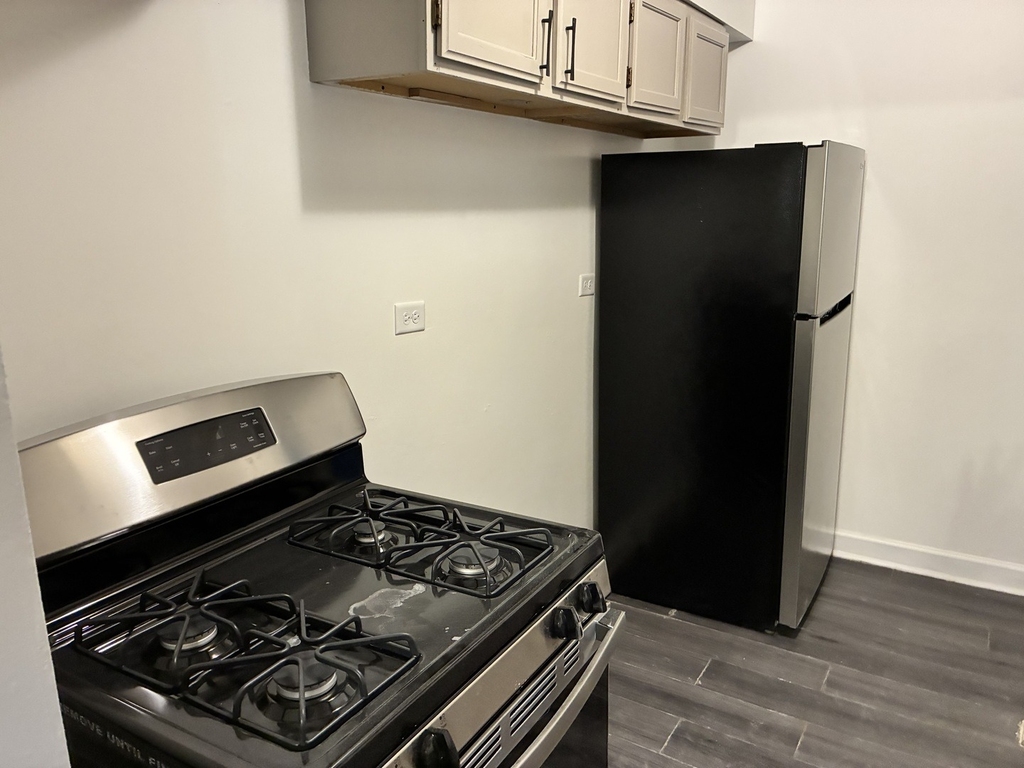 7201 S Lowe Avenue - Photo 2