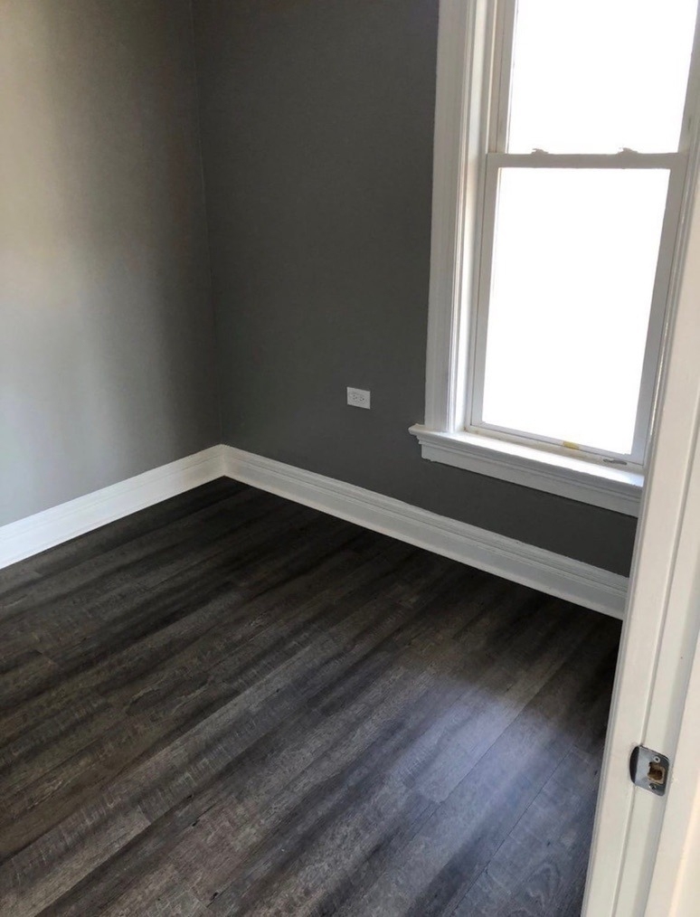 209 S Albany Avenue - Photo 3